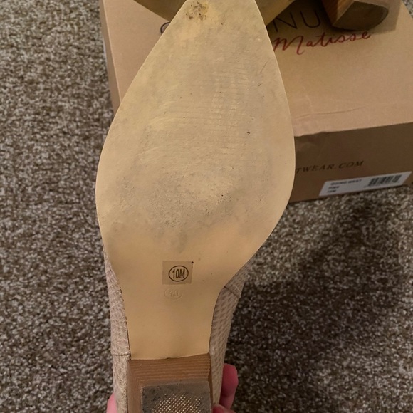 Coconut booties - Picture 2 of 5